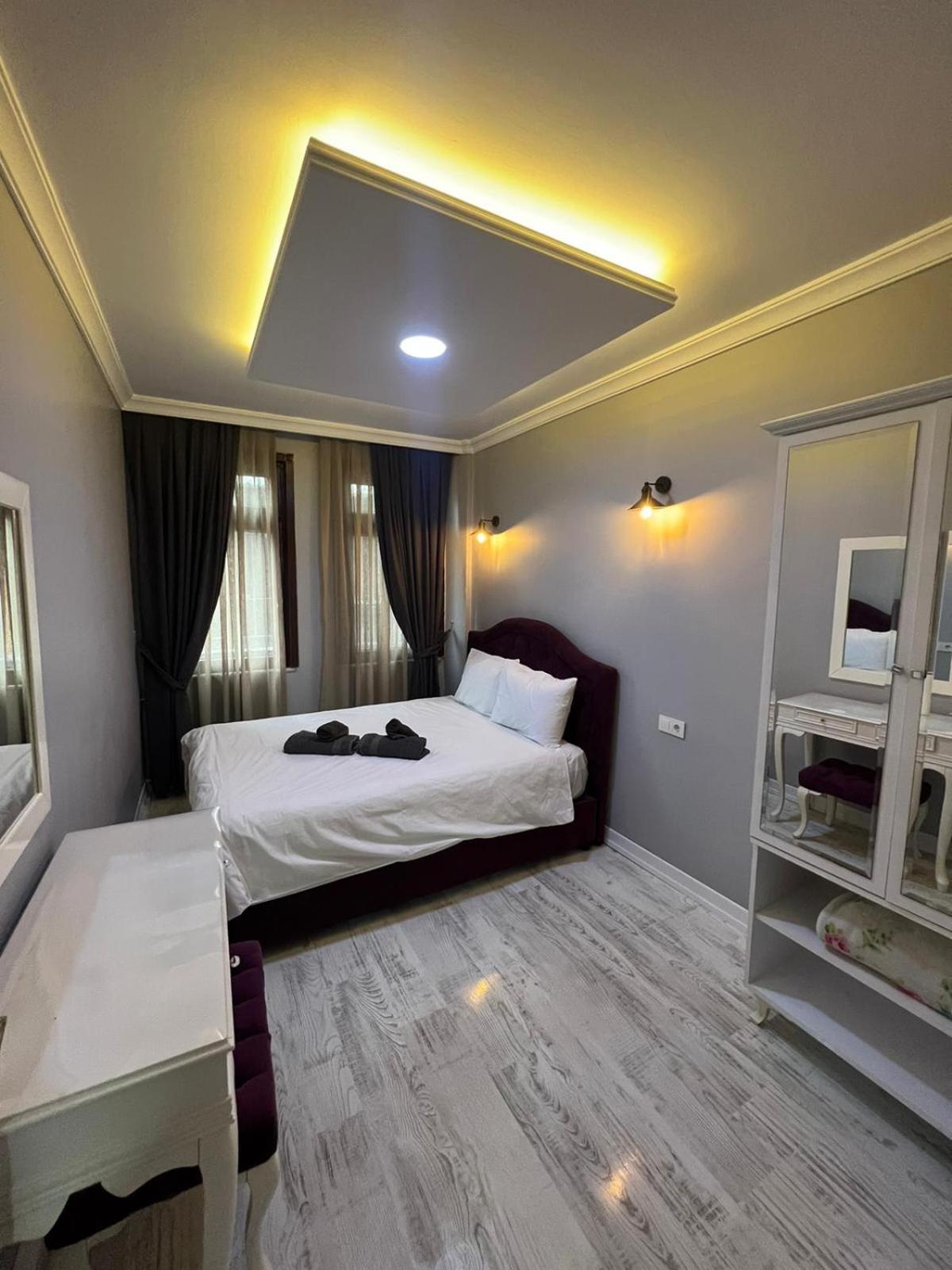 Taksim CMLM Apart Istanbul Bagian luar foto